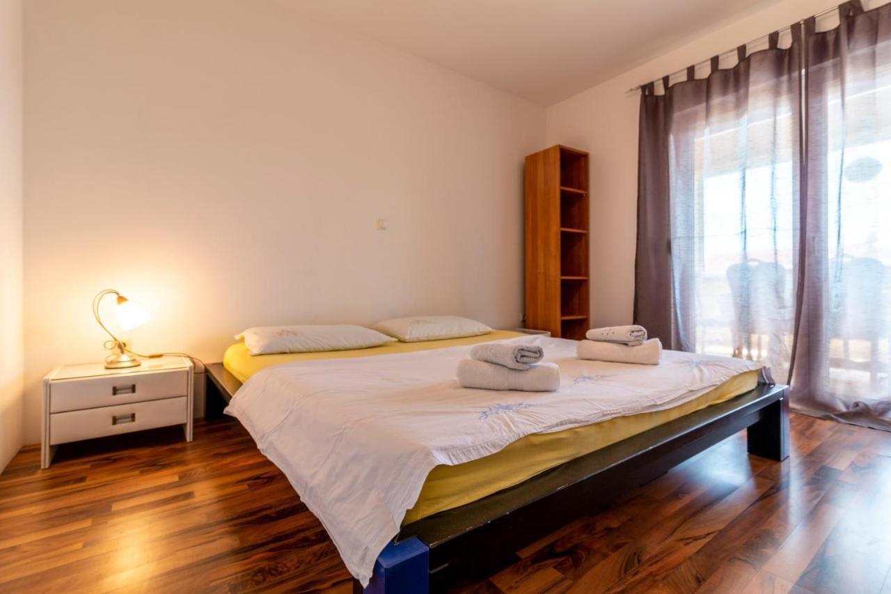 Apartments Lacaleta Split Exterior foto